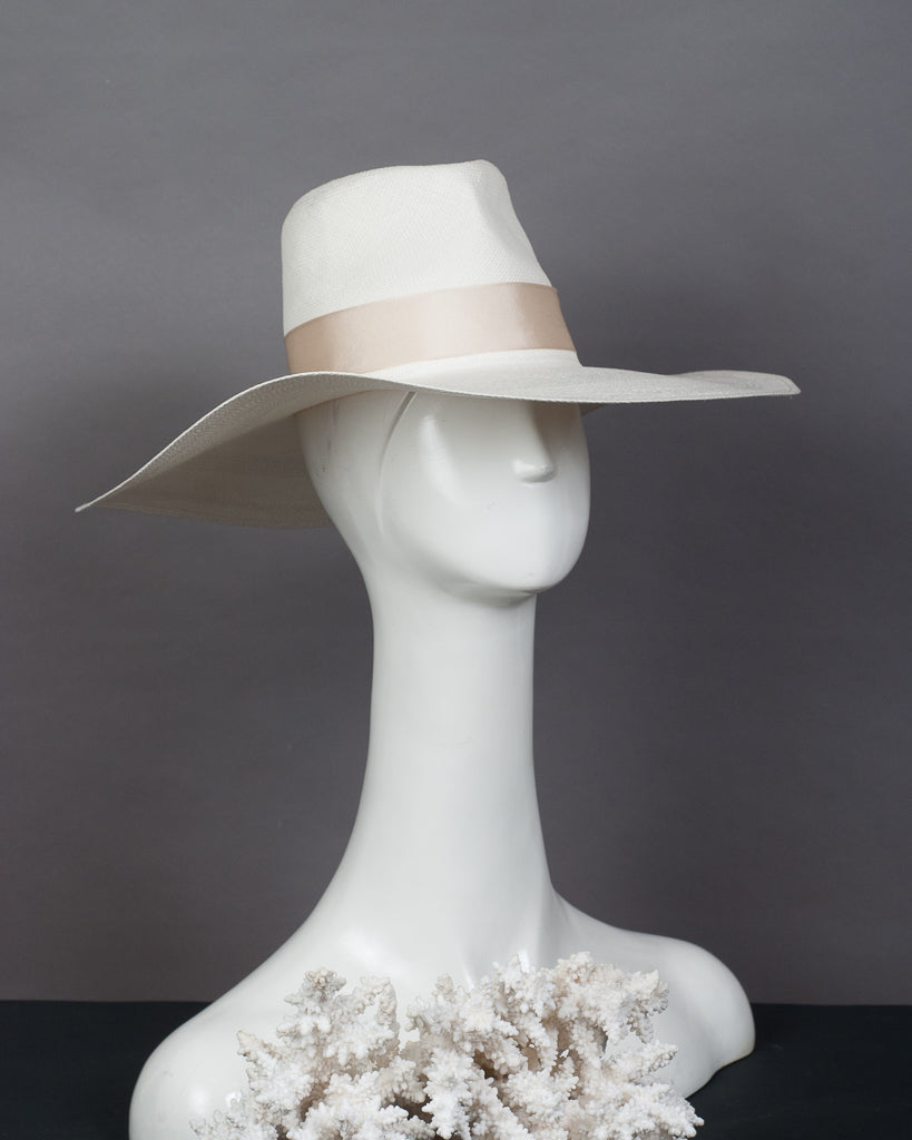 hat, straw hat - Fandacsia