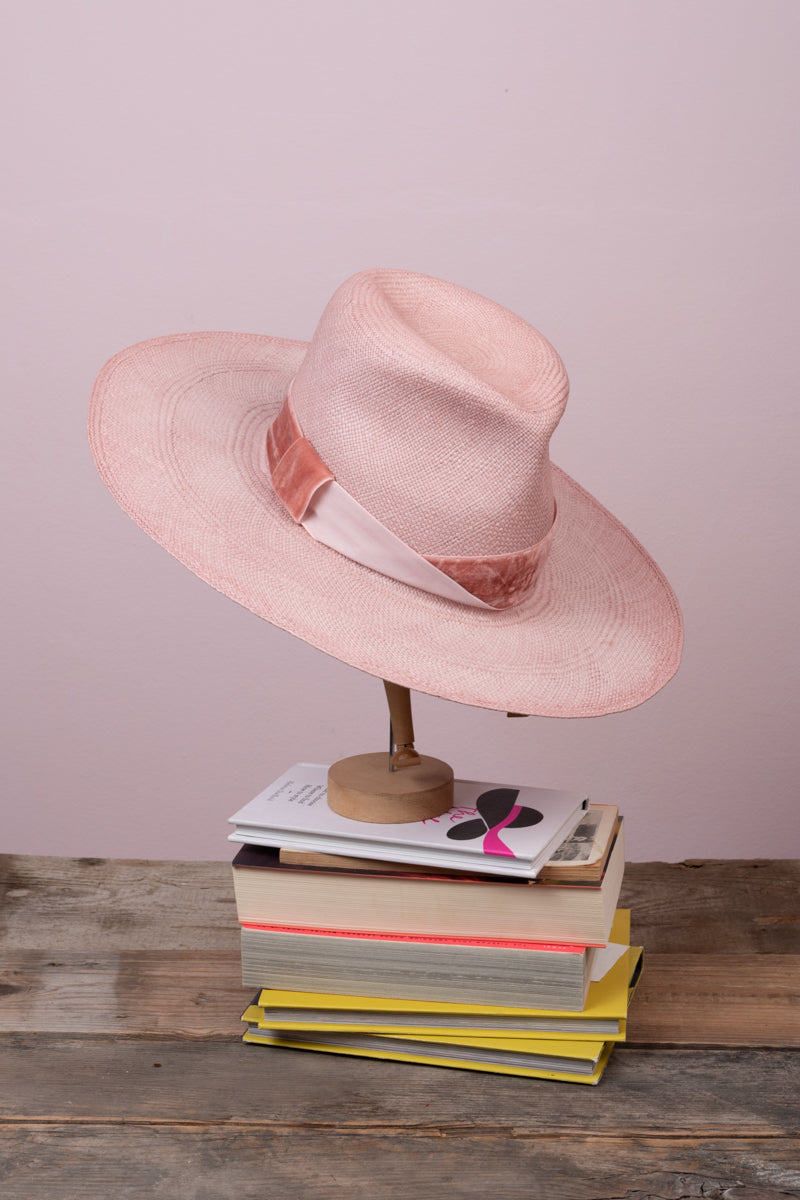 hat, straw hat - Fandacsia